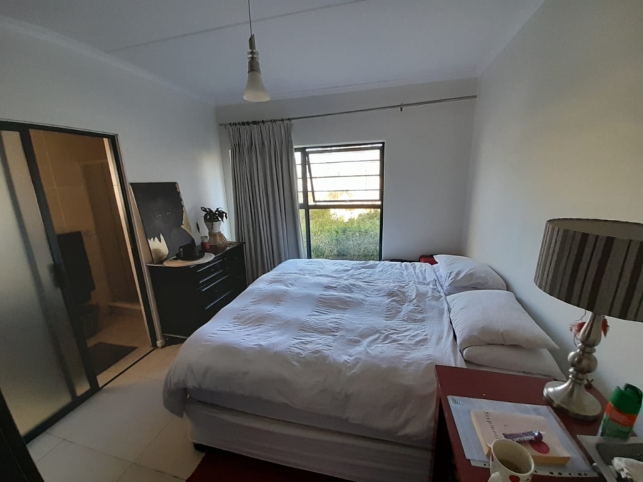 To Let 3 Bedroom Property for Rent in De Velde Western Cape
